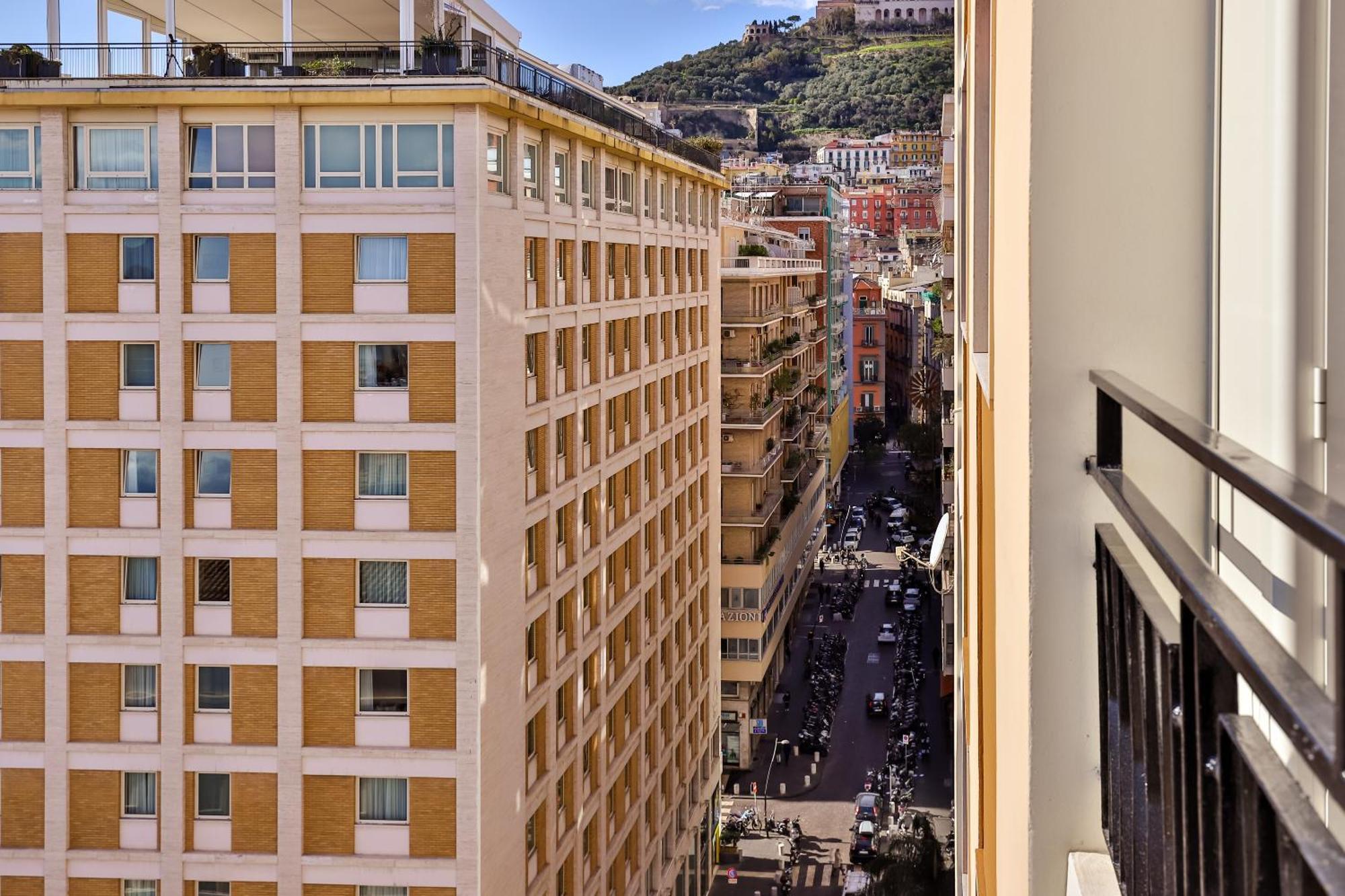 Neapolitan Skyscraper Suites Nápoles Exterior foto
